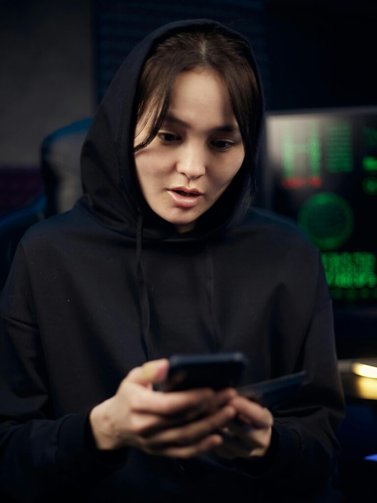 AVOID ONLINE SCAMS