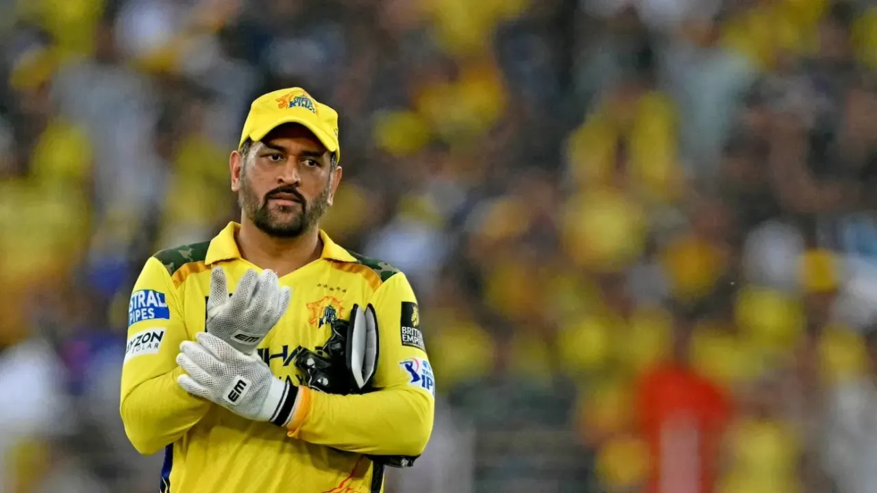 MS DHONI